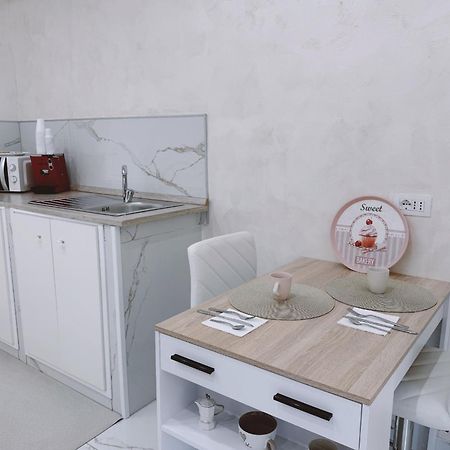 La Casetta Di Nanny Napoli Exterior foto